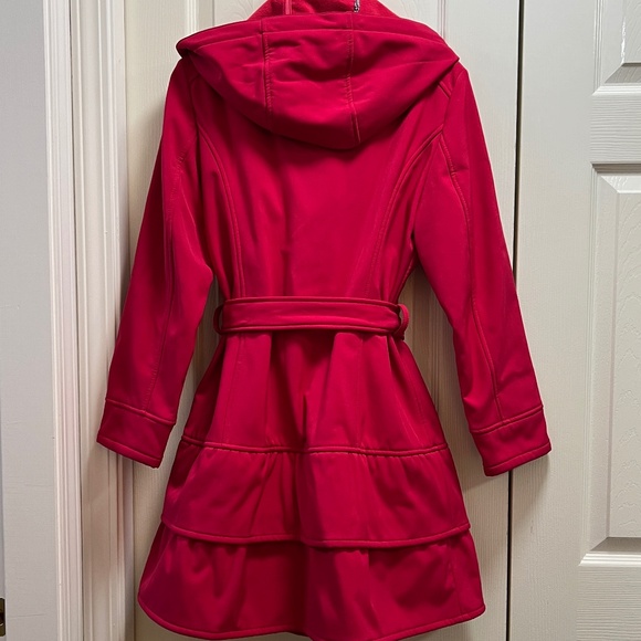 Betsy Johnson, fushia pink rain coat - Picture 2 of 7
